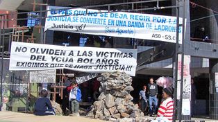 A diez años del infierno en un súper todavía reclaman justicia