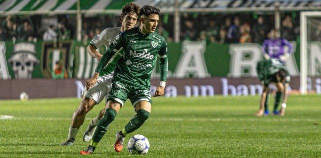 Sarmiento de Junín se enfrenta a Independiente Rivadavia: Partido determinante para Facundo Sava