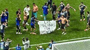 La FIFA investiga a la AFA por la bandera de Malvinas