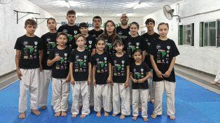 Integrantes de la delegación de la Asociación de Taekwon-Do Oficial de Entre Ríos
