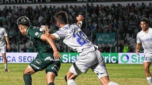 Sarmiento igualó como local.