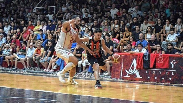 Liga Argentina: Central Entrerriano venció a La Unión de Colón en el duelo provincial