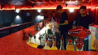 Feuer abrió en noviembre de 2019 y atrajo gente a la zona de Maipú al 500.&nbsp;