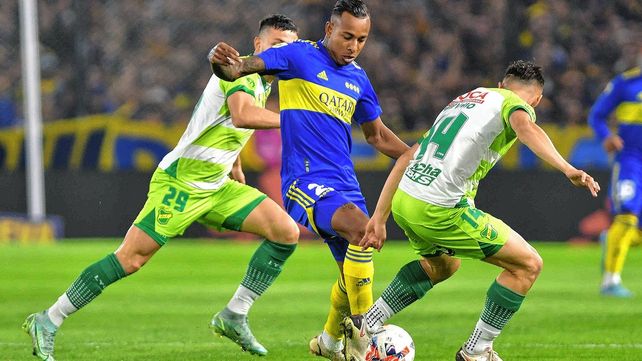 Boca y Defensa juegan por un lugar en semifinales.