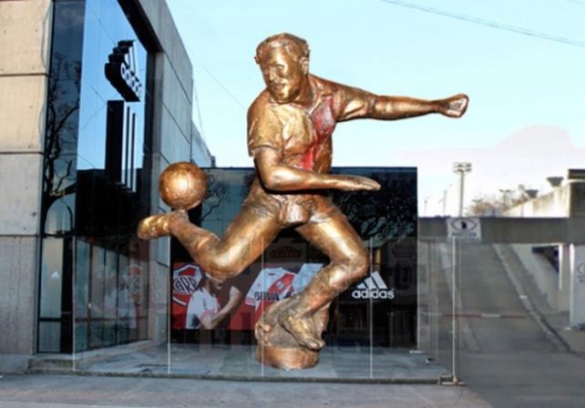 Ángel Labruna tendrá su estatua