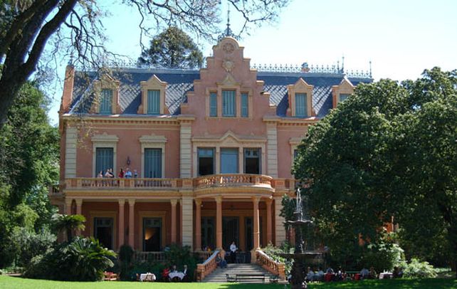 Villa Ocampo. La bella casona de la escritora argentina en Palermo.