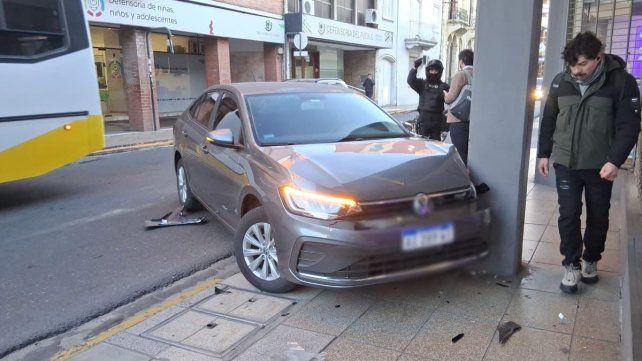 El accidente sucedió en la mañana de este lunes en la esquina de San Jerónimo y Eva Perón&nbsp;