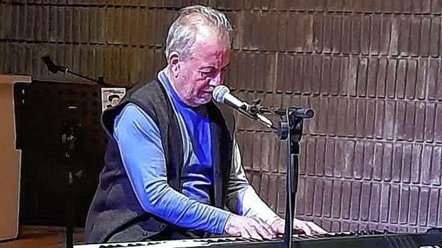 Ibarrola. El amor de niño al piano y el vuelo a los modernos teclados.