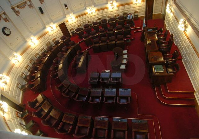 Sin quórum. Los legisladores no dieron el presente y se cumplió la fecha para que queden aprobados por acuerdo tácito. UNO de Santa Fe/Manuel Testi