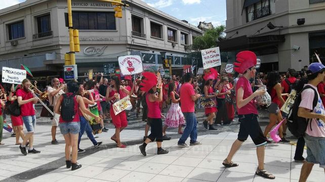 Contundente reclamo de la Asamblea por el Derecho a la Cultura de Paraná