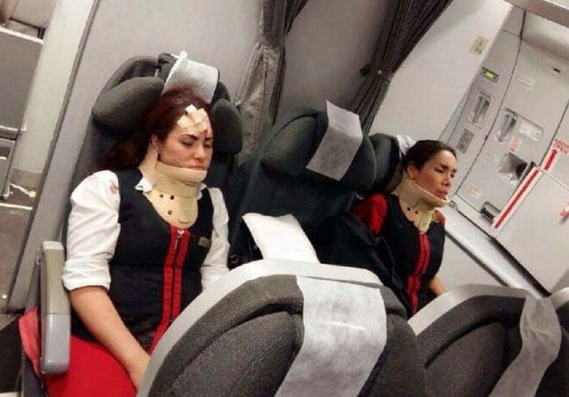 Susto en el aire: un avión que viajaba de Lima a Buenos Aires terminó con 23 heridos