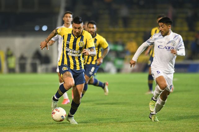 Central ganó de la mano de Pirulo y gracias a un gol de penal de Servio