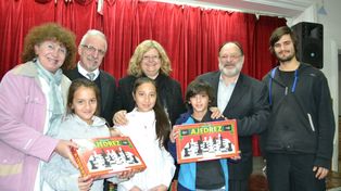 Educación creó 100 horas cátedras para la enseñanza de ajedrez en las escuelas primarias