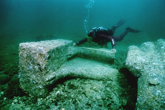 Descubren una ciudad antigua bajo el agua