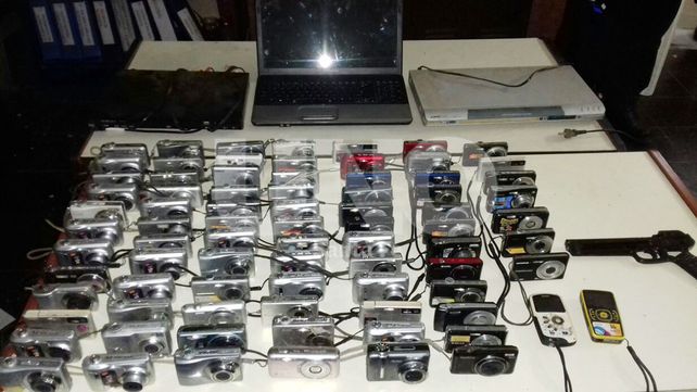 Recuperaron más de 80 cámaras fotográficas robadas de un comercio santafesino