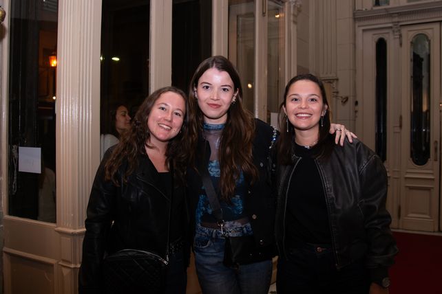 Valentina Eberhard, Laura López y Delfina Gasser