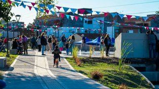 El Parque Lineal Sur de Paraná se llenará de feriantes, emprendedores y bailarines para una nueva jornada popular