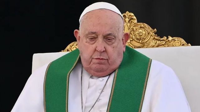 El Papa Francisco estuvo 38 días internado El Papa Francisco estuvo 38 días internado