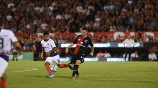 Aníbal Moreno anotó un gol en la victoria de Newells 1 a 0 ante San Lorenzo en el Coloso, el 3 de febrero de 2020.
