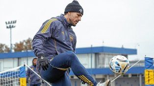 Russo convocó a Paredes en Boca para jugar contra Unión