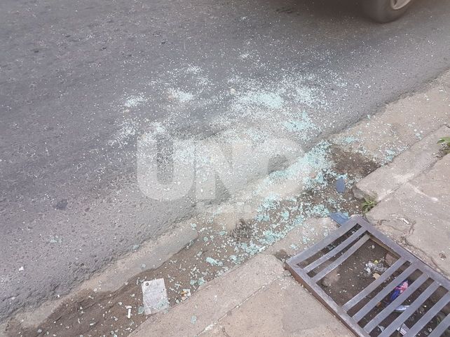 Un colectivero recibió un fierrazo en la cabeza cuando trabajaba en pleno centro santafesino