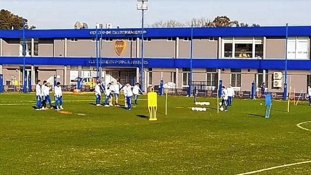 Boca entrena este sábado en el predio de Ezeiza y viaja a Paraná.&nbsp;