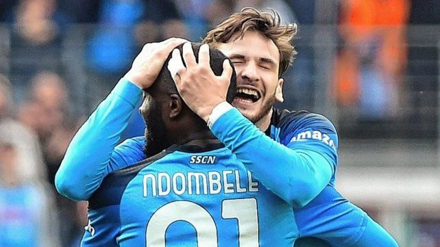 Napoli goleó a Torino y dio un paso firme para quedarse con el título de la Serie A.