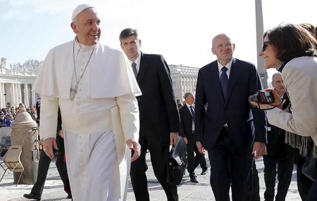 El Papa habló de la belleza del cansancio por dedicarse a los fieles. (Foto:Reuters)