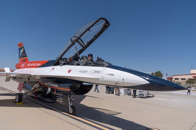 El secretario de la Fuerza Aérea de Estados Unidos