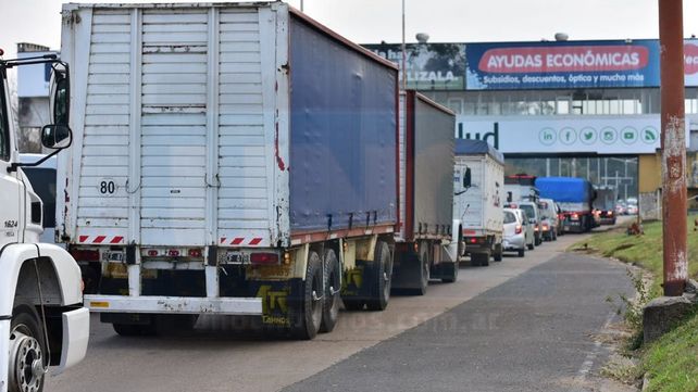 La provincia de Entre Ríos asegura que Santa Fe no puede exigir el hisopado