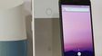 Google presentó sus celulares con asistente de inteligencia artificial