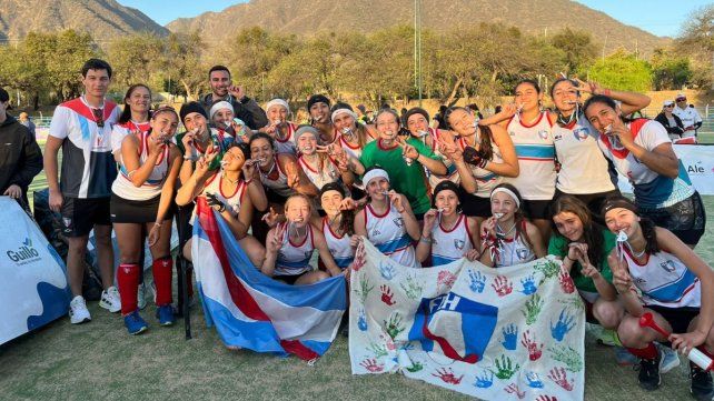 El equipo de la Federación Entrerriana de Hockey logró el ascenso a la B.