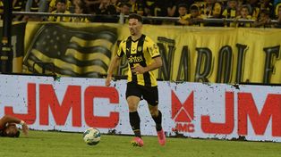 Maximiliano Silvera termina su contrato con Peñarol el 31 de diciembre. Central lo quería cuando todavía estaba Holan. Ahora, Nacional espera que se pase a sus filas.