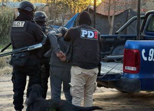 Casi 300 detenidos en 6 meses en La Capital: los barrios críticos donde se desarticularon redes de narcomenudeo