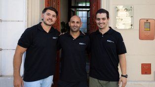 Sebastián Camino, Santiago Remon y &nbsp;Jeremías Aime, los tres emprendedores que inauguraron su nuevo espacio en el centro rosarino hace sólo dos meses