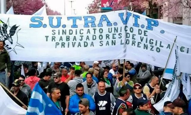 Sutravip. El Sindicato Unico de Travajadores de Vigilancia Privada reclama aumento salarial en Celulosa Argentina