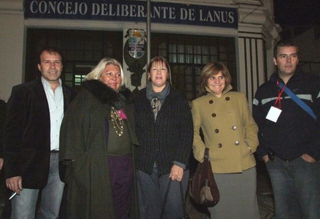 la campaña de 2009. El empresario Enrique Antequera con Elisa Carrió
