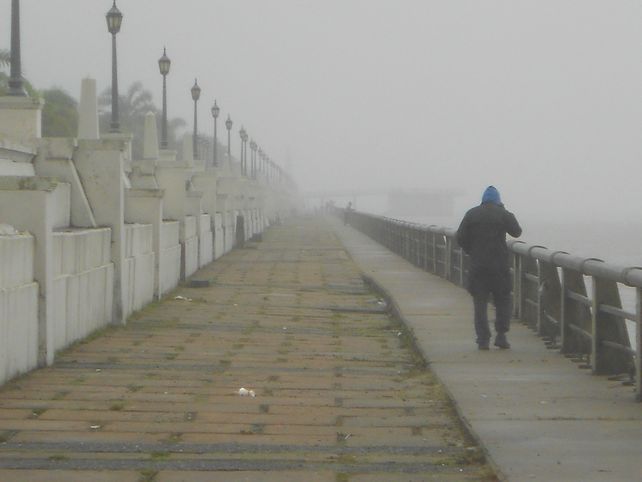 ¿Londres? No. Entre la niebla... el Puente Colgante