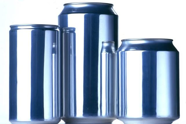 El origen de la lata para las distintas bebidas