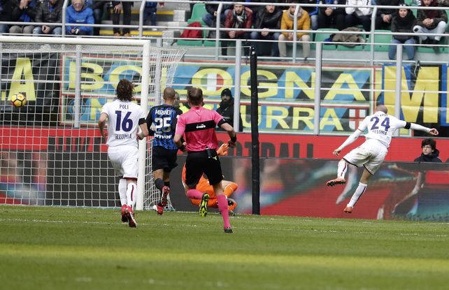 Palacio cumplió con la ley del ex, pero Inter amargó a Bologna