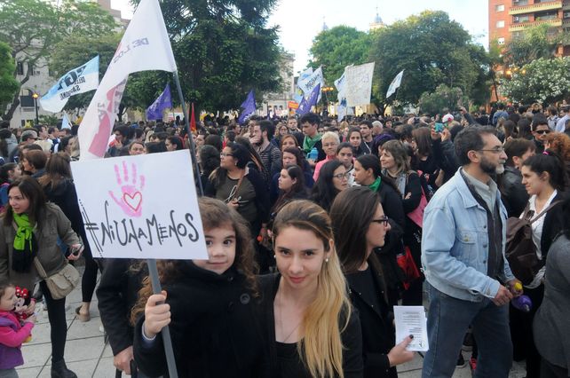 Marcha en Corrientes por dos femicidios y una mujer baleada en los primeros días de 2018