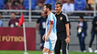 Fernando Batista le restó importancia a lo que será la despedida de Messi en suelo argentino.