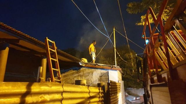 Se incendió una vivienda y falleció una niña de 3 años