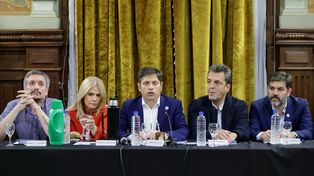 La dirigencia de Unión por la Patria se reunió en la Gobernación bonaerense.