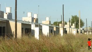 La provincia y la CCC se sientan a dialogar sobre las tomas de viviendas