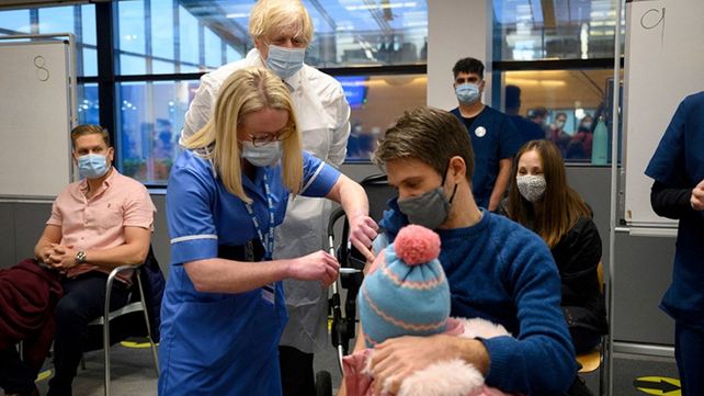 El riesgo de internación por Ómicron es un 65% menor que por Delta