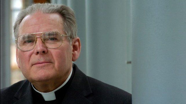 Apartaron a un obispo que abusó de su sobrino, pero el Vaticano no lo sancionó