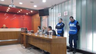 Juicio abreviado. El acusado admitió el hecho y aceptó la pena acordada.