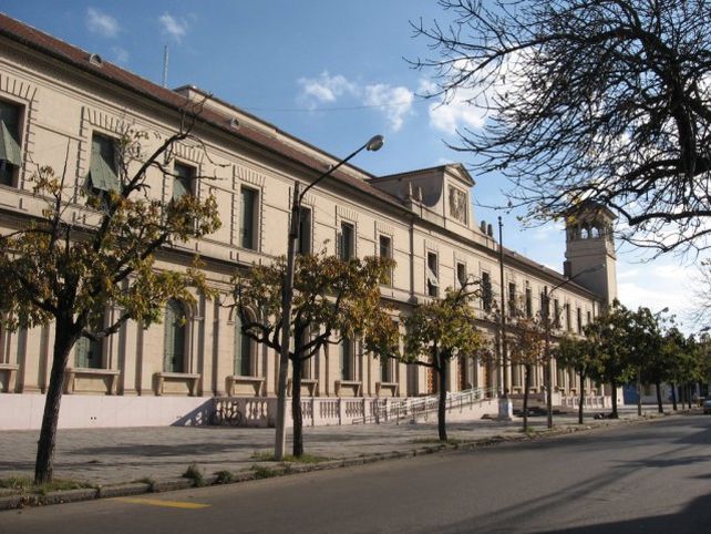 La Facultad de Derecho se opone a los postulantes para integrar el Tribunal de Cuentas