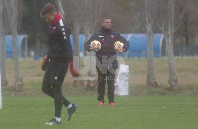 Pablo Lavallén piensa en tres cambios para la revancha frente a Zulia